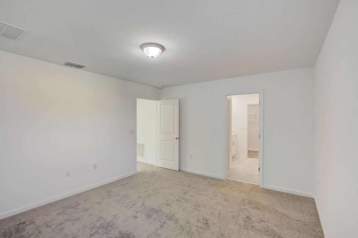 Building Photo - 633 Trotters Dr