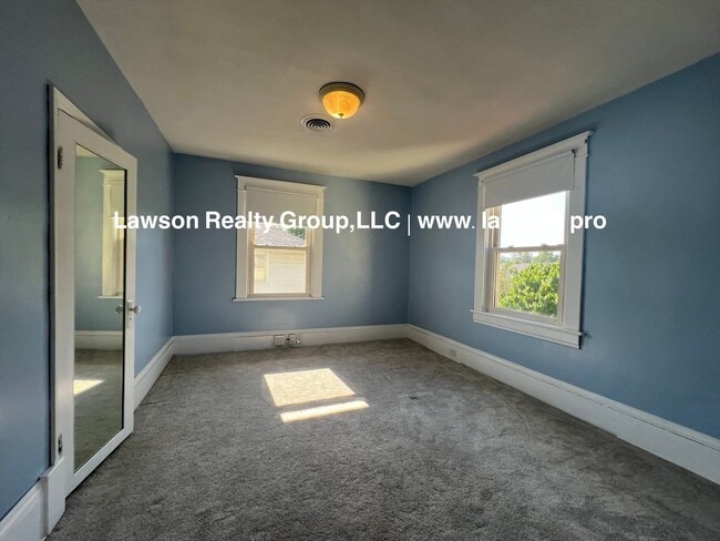 Building Photo - 2148 Berkley Ave SW