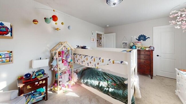 Building Photo - 730 Compass Lp