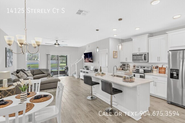 Building Photo - 14125 Sterely Ct S