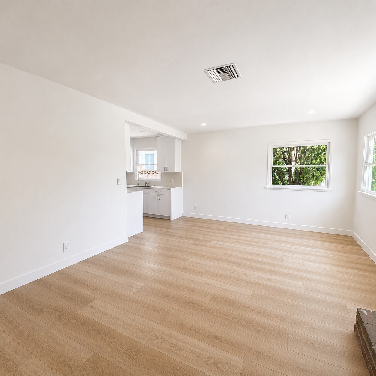 Building Photo - 5009 Catalon Ave