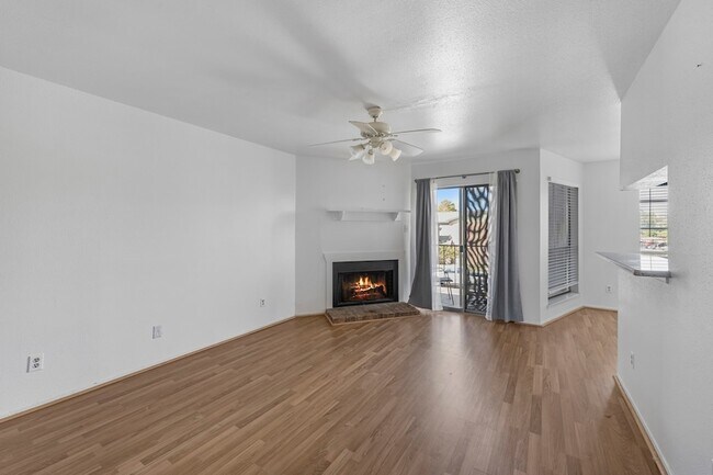 Building Photo - 18800 Egret Bay Blvd