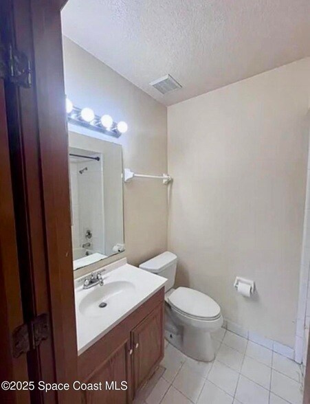 Building Photo - 58 Bougainvillea Dr