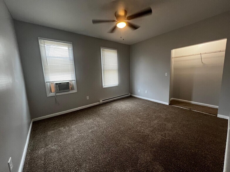 Building Photo - 41 Putnam St