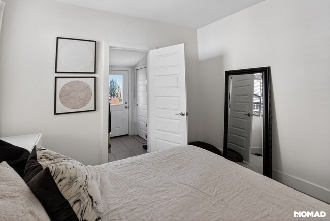 Building Photo - 3326 Quivas St