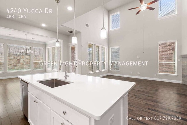 Building Photo - 4240 Yucca Dr