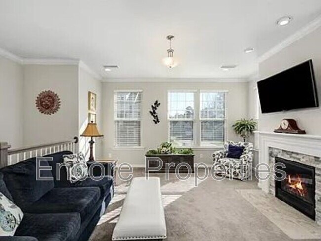 Building Photo - 551 Grand Central Sta