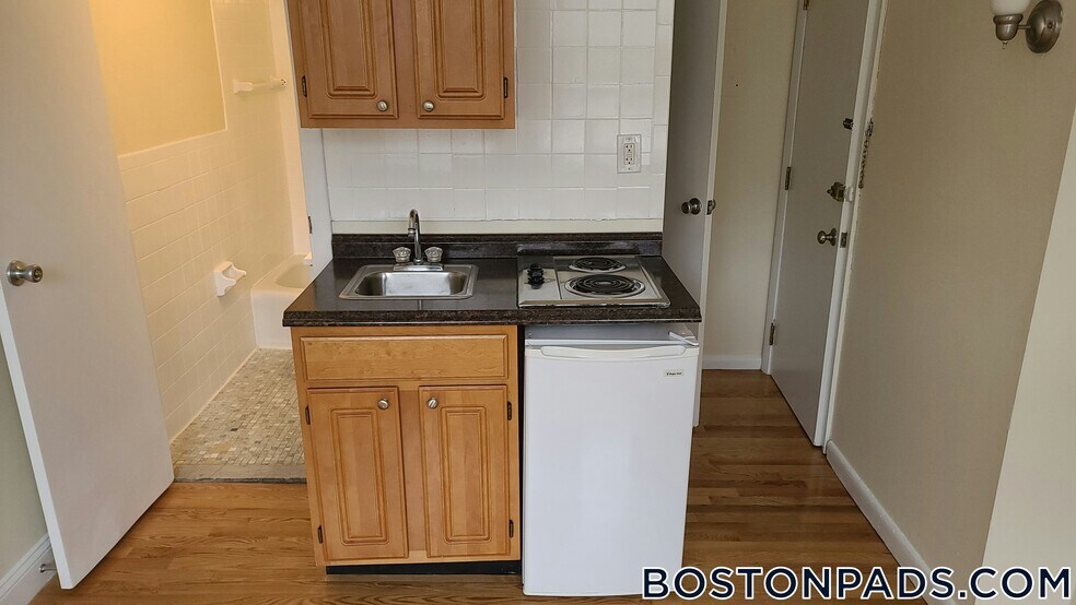 Building Photo - 53 S Huntington Ave