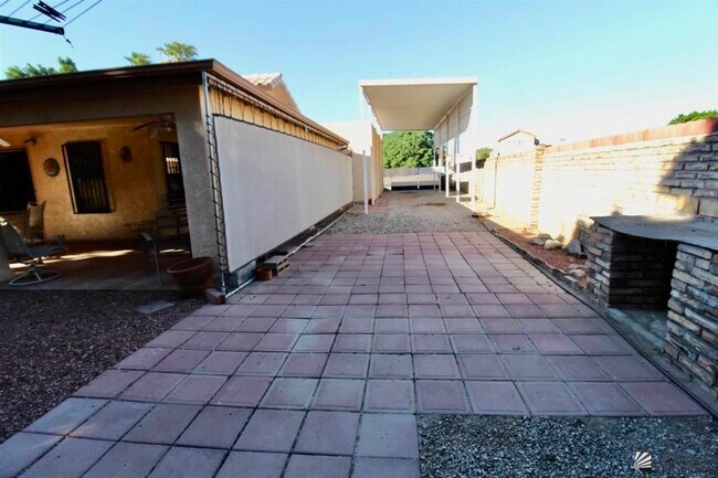 Building Photo - 12179 E Via Loma Vista
