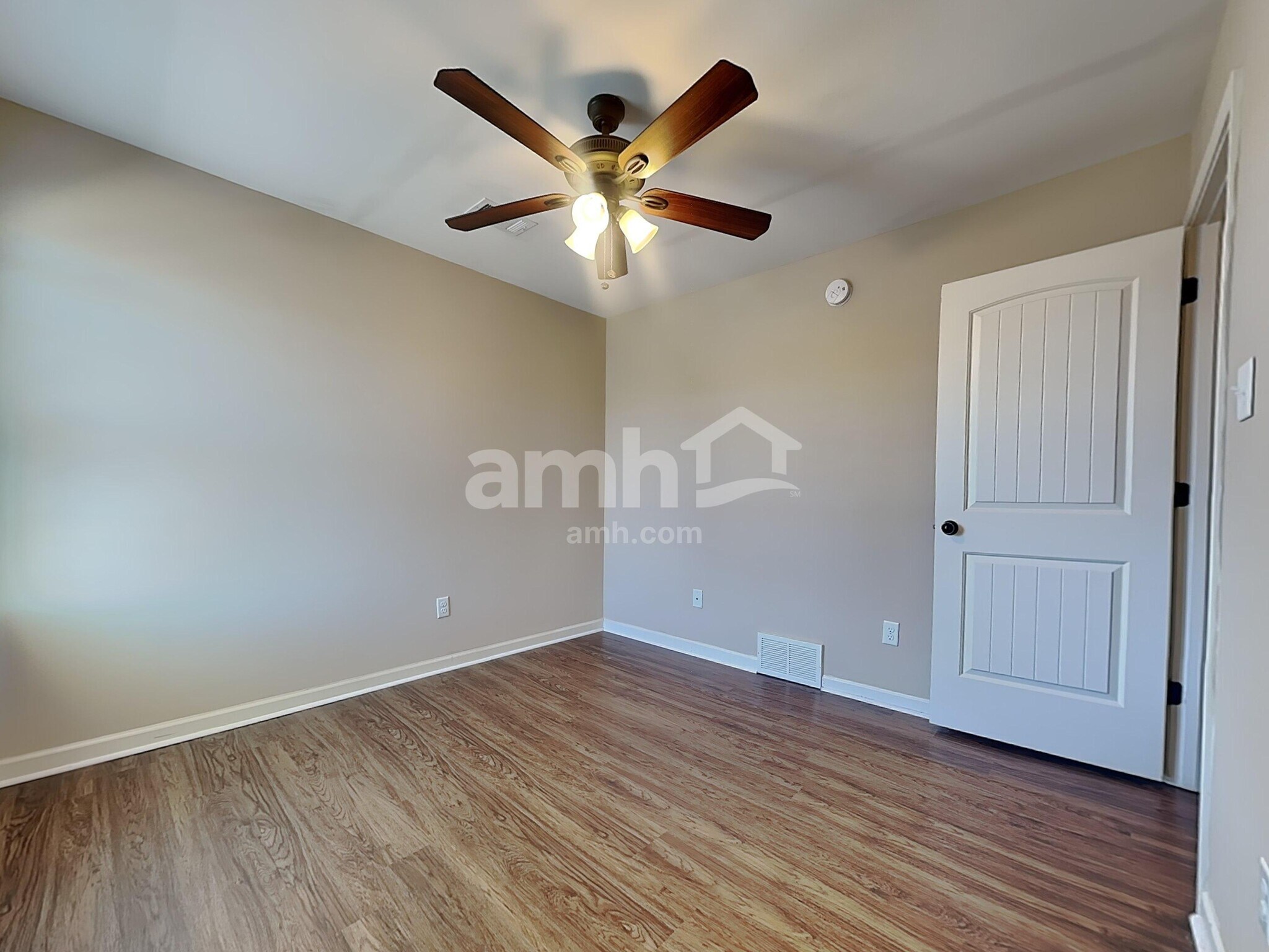 Building Photo - 1229 Carlton Ridge Dr