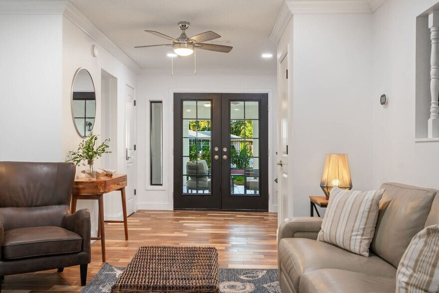 Primary Photo - 612 Montezuma Dr