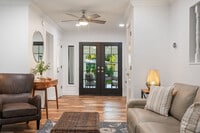 Building Photo - 612 Montezuma Dr