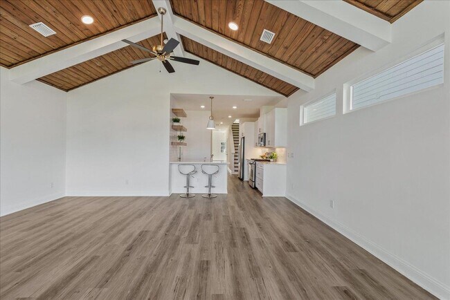 Building Photo - 5646 Native Oak Dr