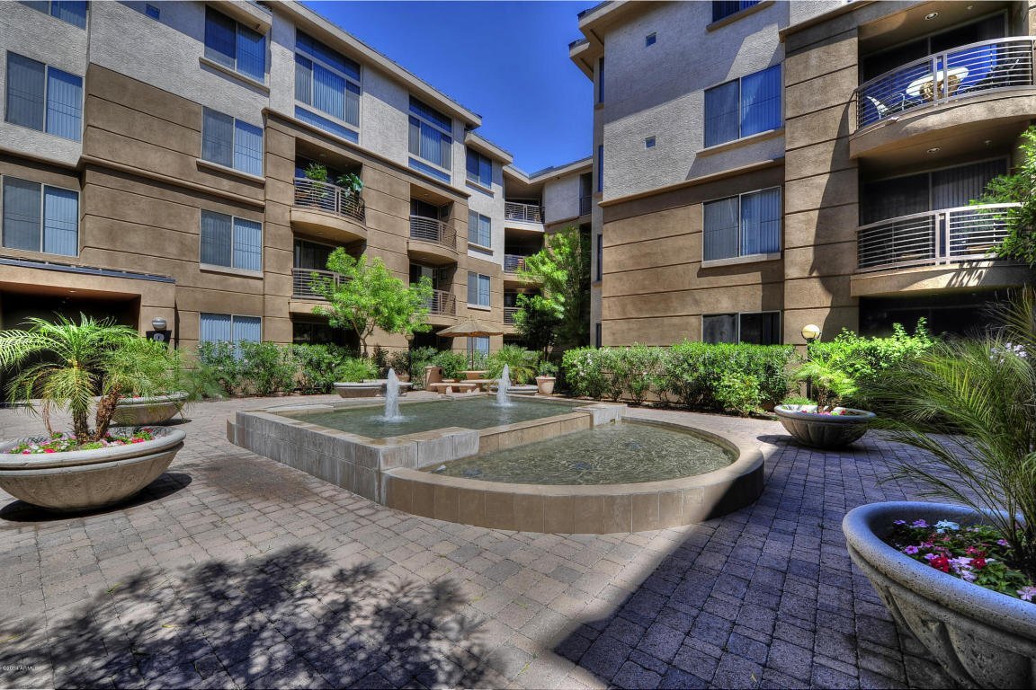 Building Photo - 1701 E Colter St