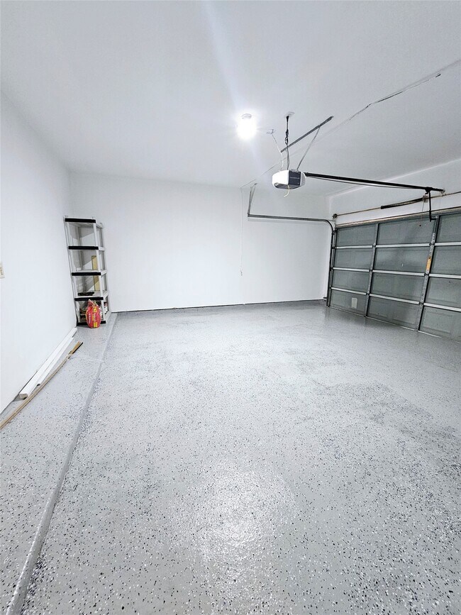 Building Photo - 3629 Pine Valley Dr