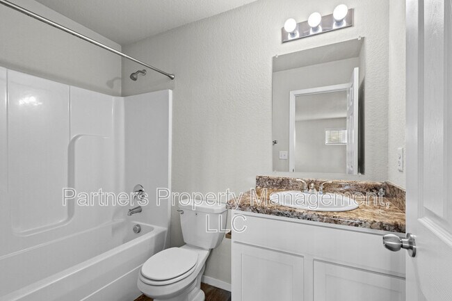 Building Photo - 2287 S Ouachita Dr