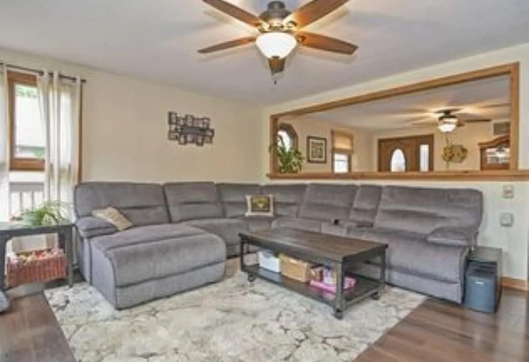 Building Photo - 393 Kelley Blvd