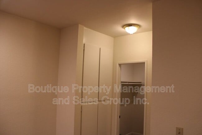 Building Photo - 20702 El Toro Rd