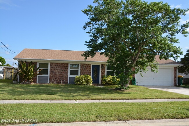 Primary Photo - 1400 Glen Haven Dr