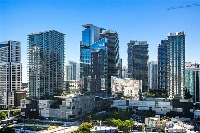 Building Photo - 90 SW 3rd St