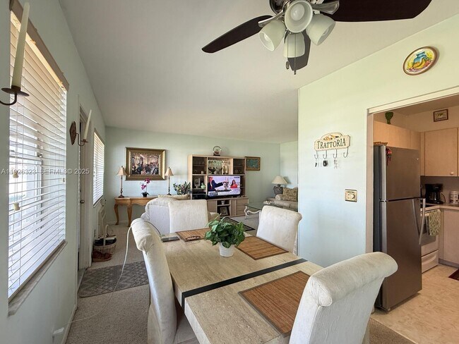 Building Photo - 90 Easthampton D