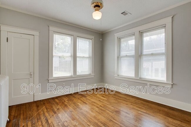 Building Photo - 670 Dickinson St