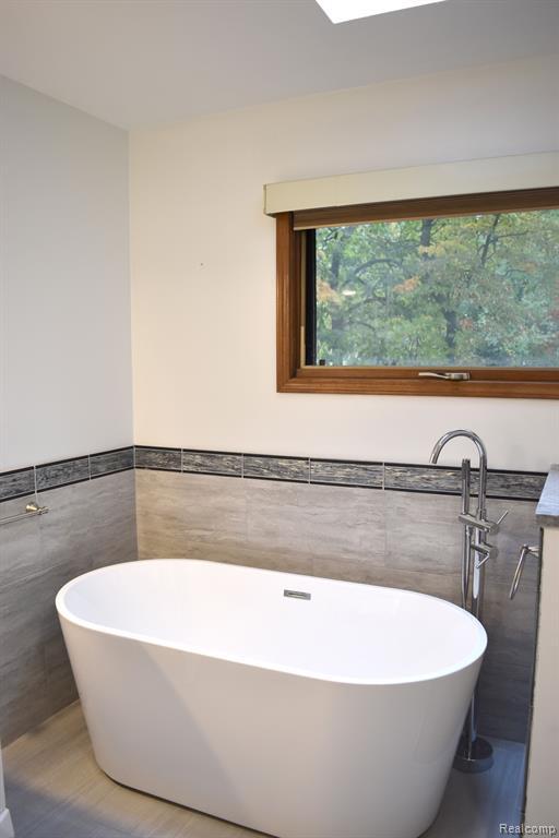 Building Photo - 1312 Kingspath Dr