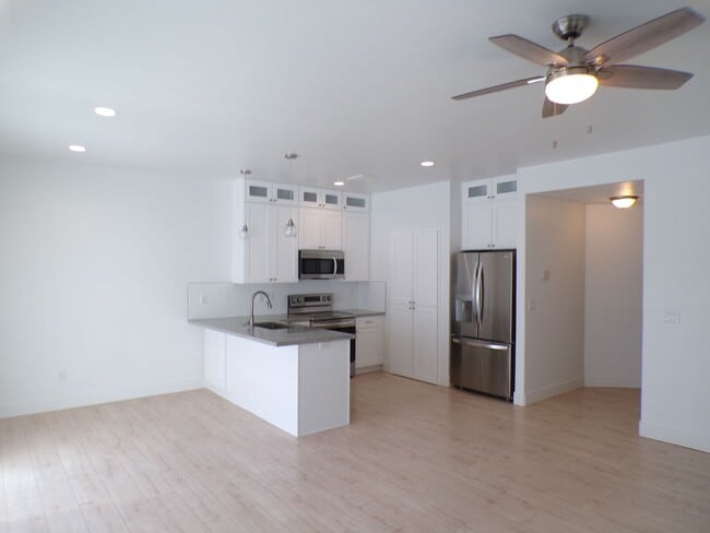 Building Photo - Huckleberry Townhomes