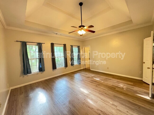 Building Photo - 1702 Stonegate Way SW