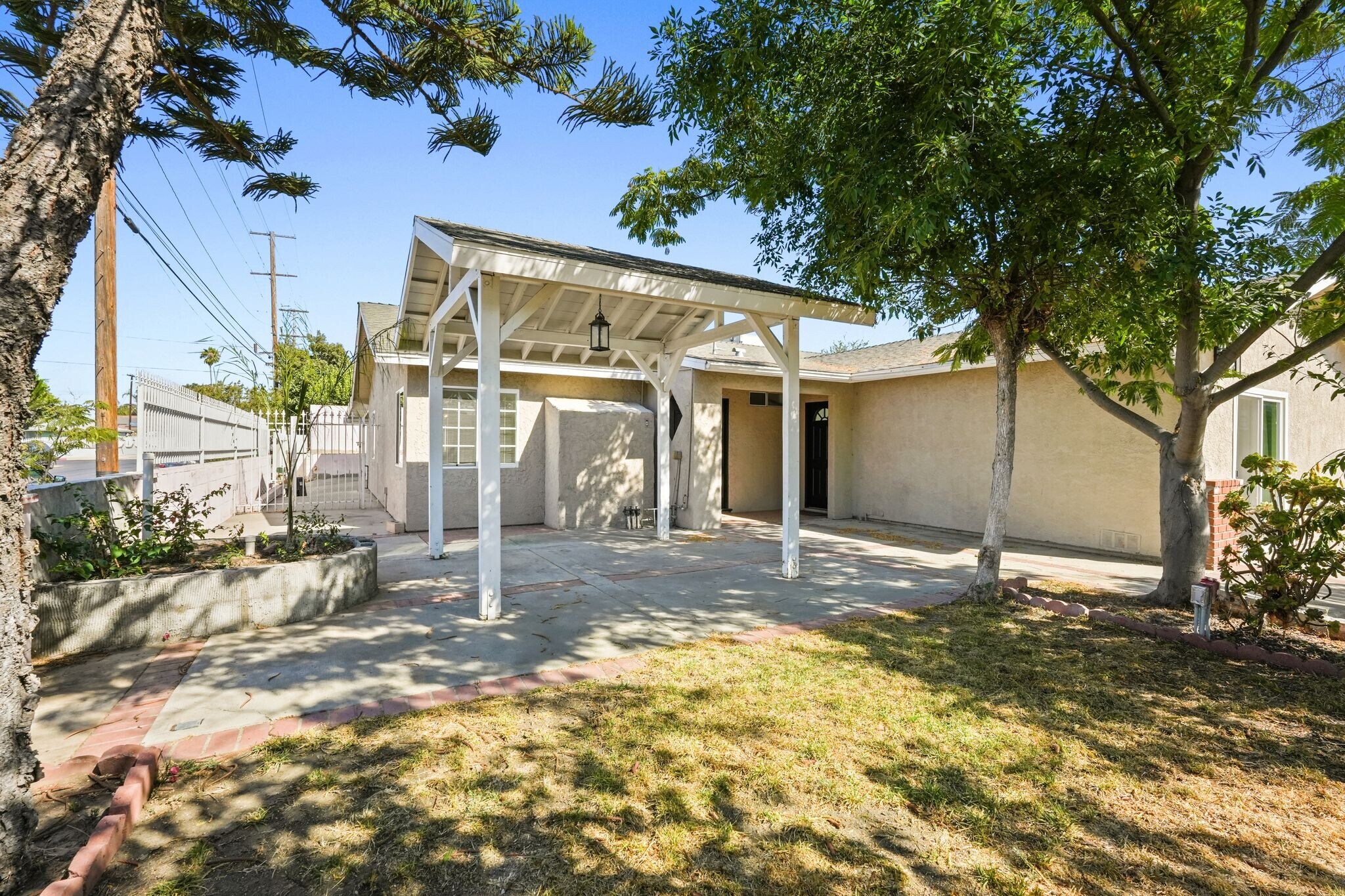 Building Photo - 12755 Judd St