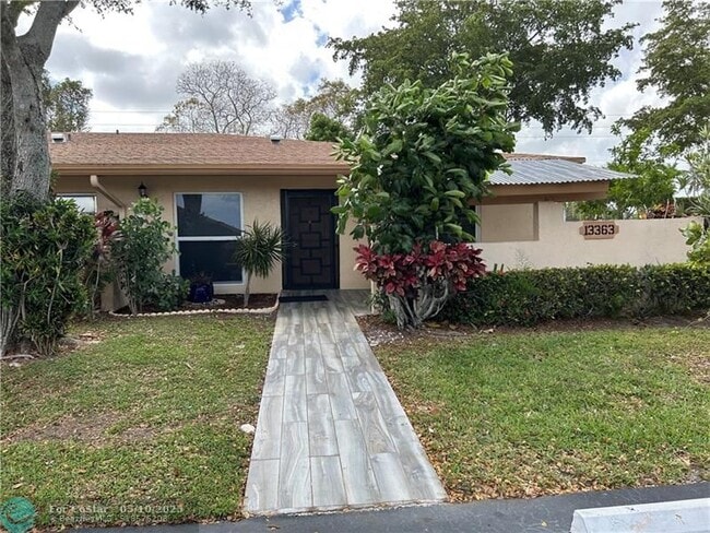 Building Photo - 13363 Pineapple Palm Ct