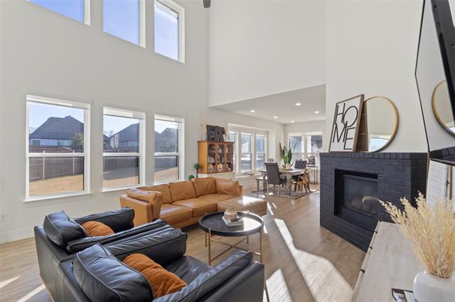 Building Photo - 12301 Penson St