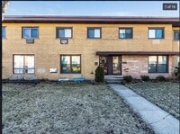Building Photo - 615 Maple Ct