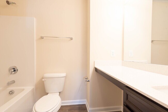 Building Photo - Available on July 10! Modern Home with Spacious Layout Near Downtown Kernersville
