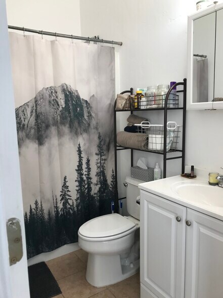 Building Photo - 310 First St