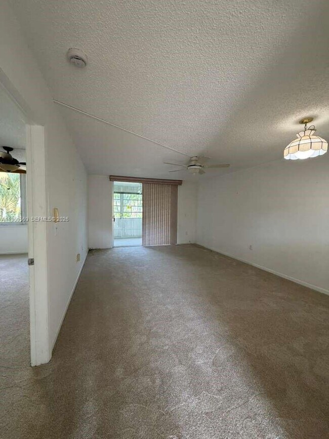 Building Photo - 6750 Royal Palm Blvd