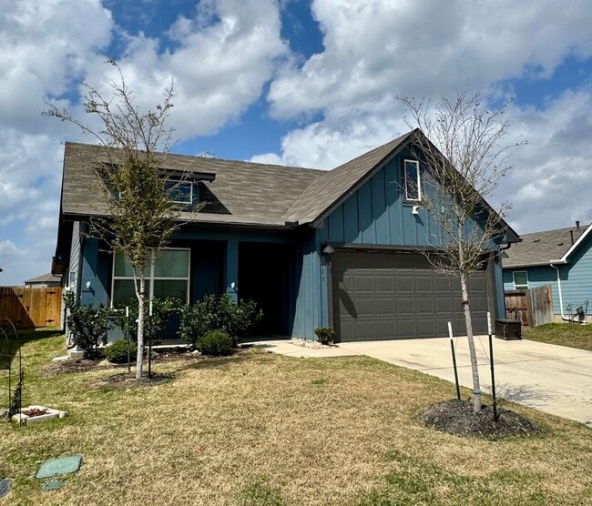 Building Photo - 417 Deborah Dr