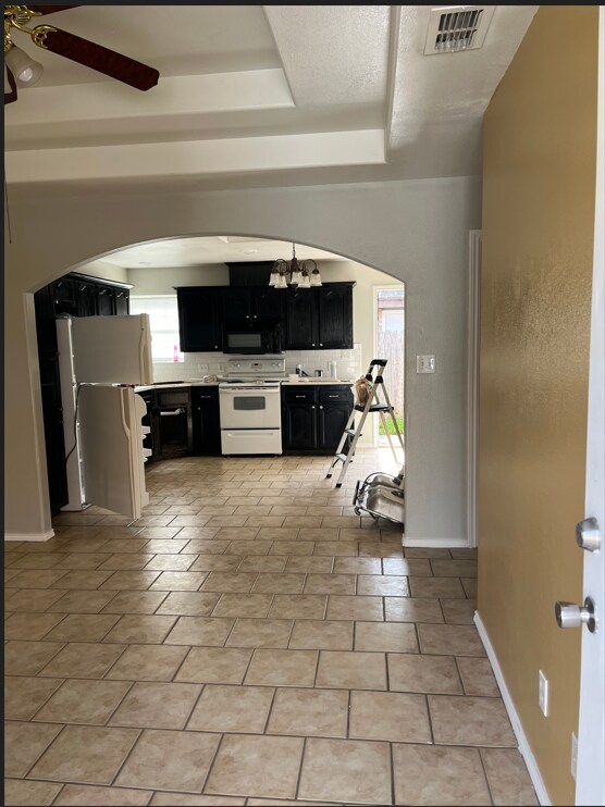 Building Photo - 1804 Agua Fina
