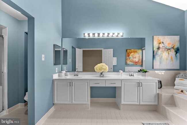 Building Photo - 1707 Leighton Wood Ln