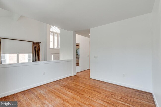 Building Photo - 1498 Hampton Hill Cir