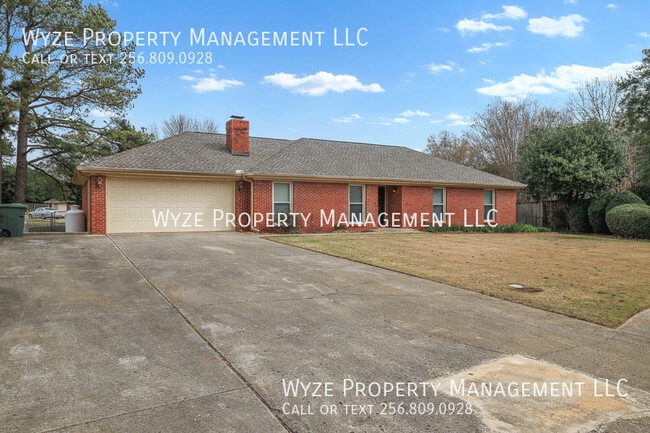 Building Photo - 2202 Manchester Cir SW