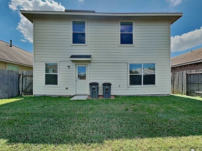 Building Photo - 18826 N Lyford Dr