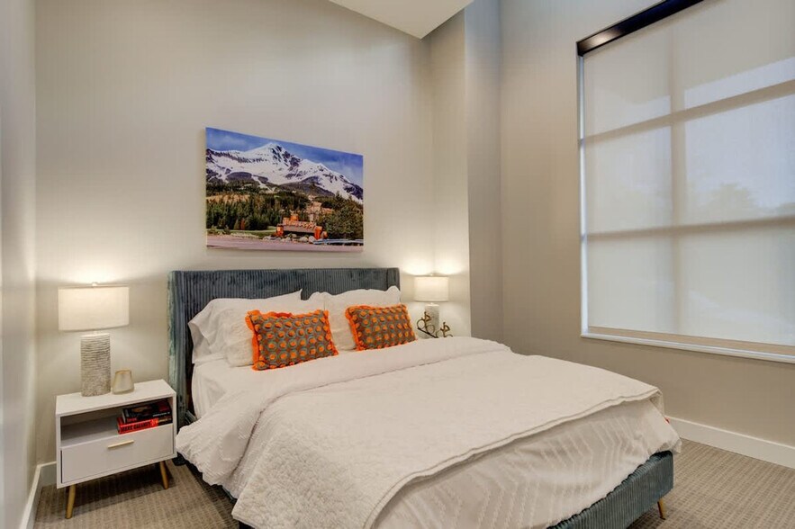 Building Photo - 110 W Beall St