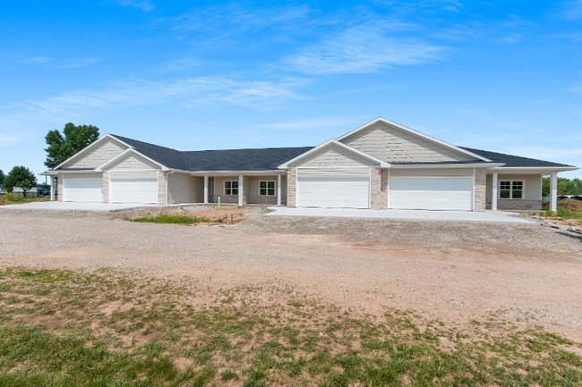 Building Photo - 2723 Sachet Pl