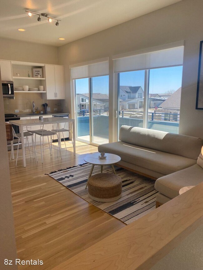 Building Photo - 3 br, 2 bath House - 643 Amelia Ln