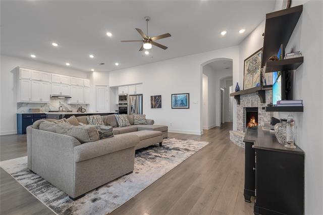 Building Photo - 610 Lavender Dr