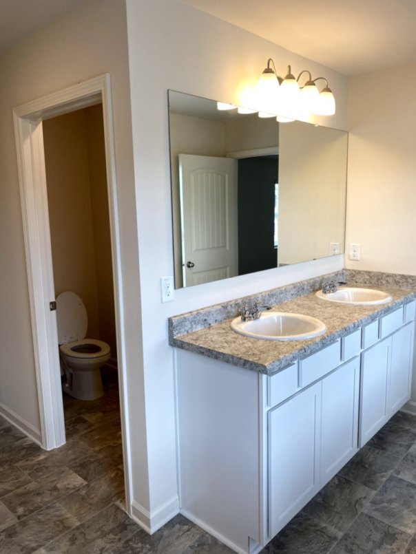 Building Photo - 5420 BARBERRY AVENUE