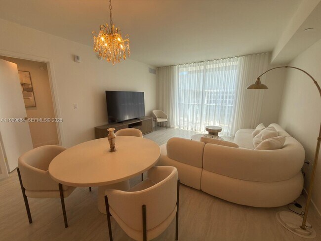 Building Photo - 77 SE 5th St