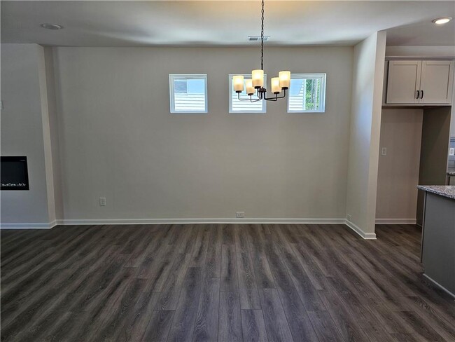 Building Photo - 1666 Eagle Dr