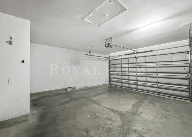 Building Photo - 3BR/2BA Cape Coral Home You'll Compare Every Other Rental To